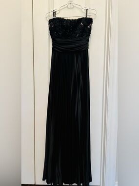 Speechless Black Strapless Pleated Gown | Sz 17